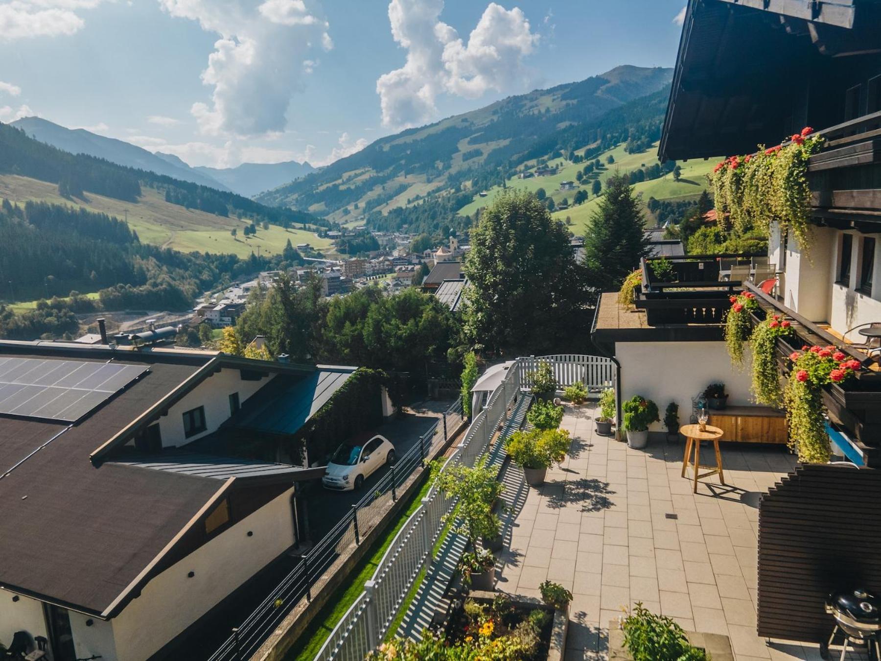 Pension Vier Jahreszeiten Saalbach-Hinterglemm Kültér fotó